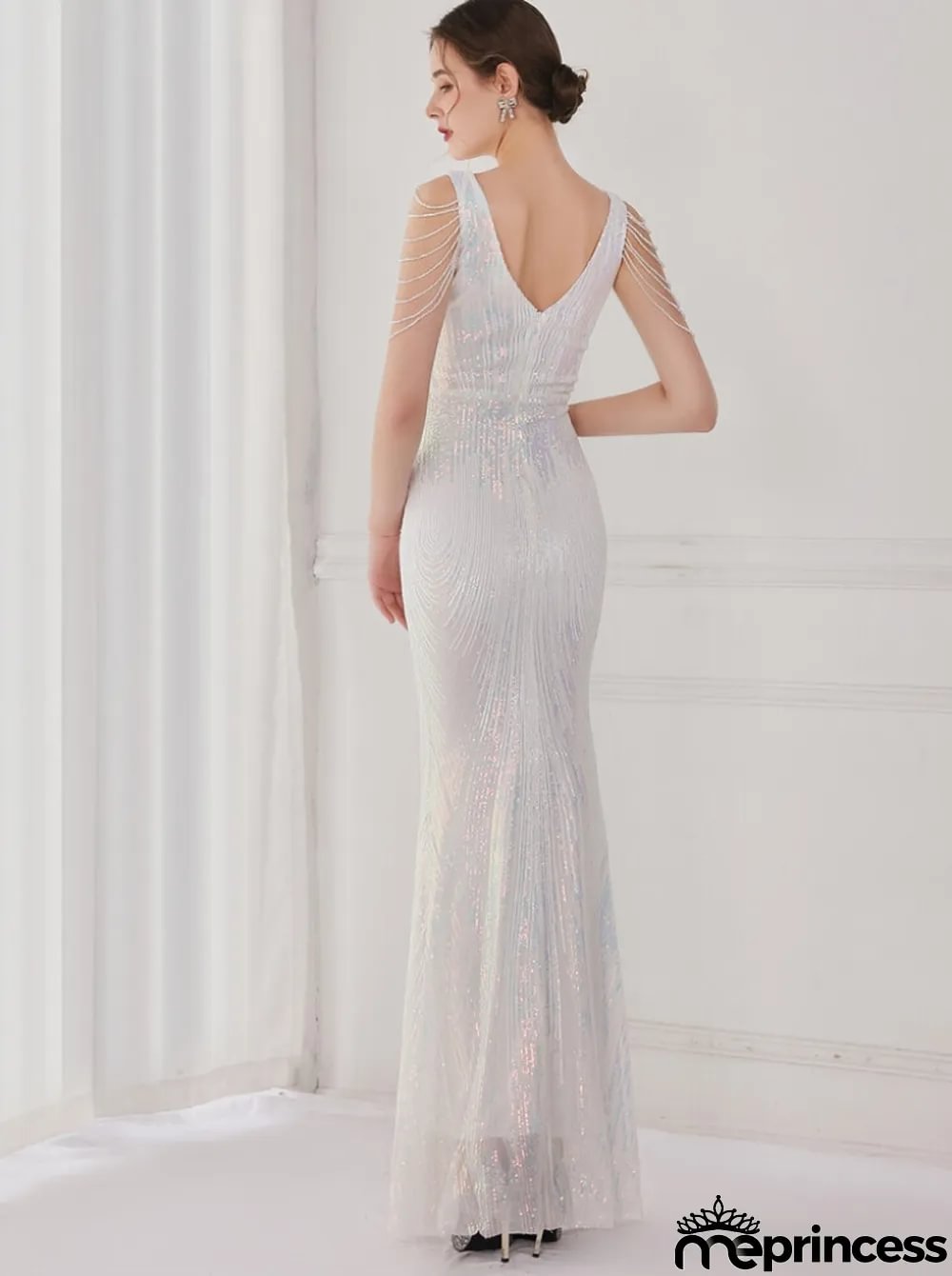 Spring Elegant White Bling Sequins V Neck Tassel Gradient Mermaid Evening Dress