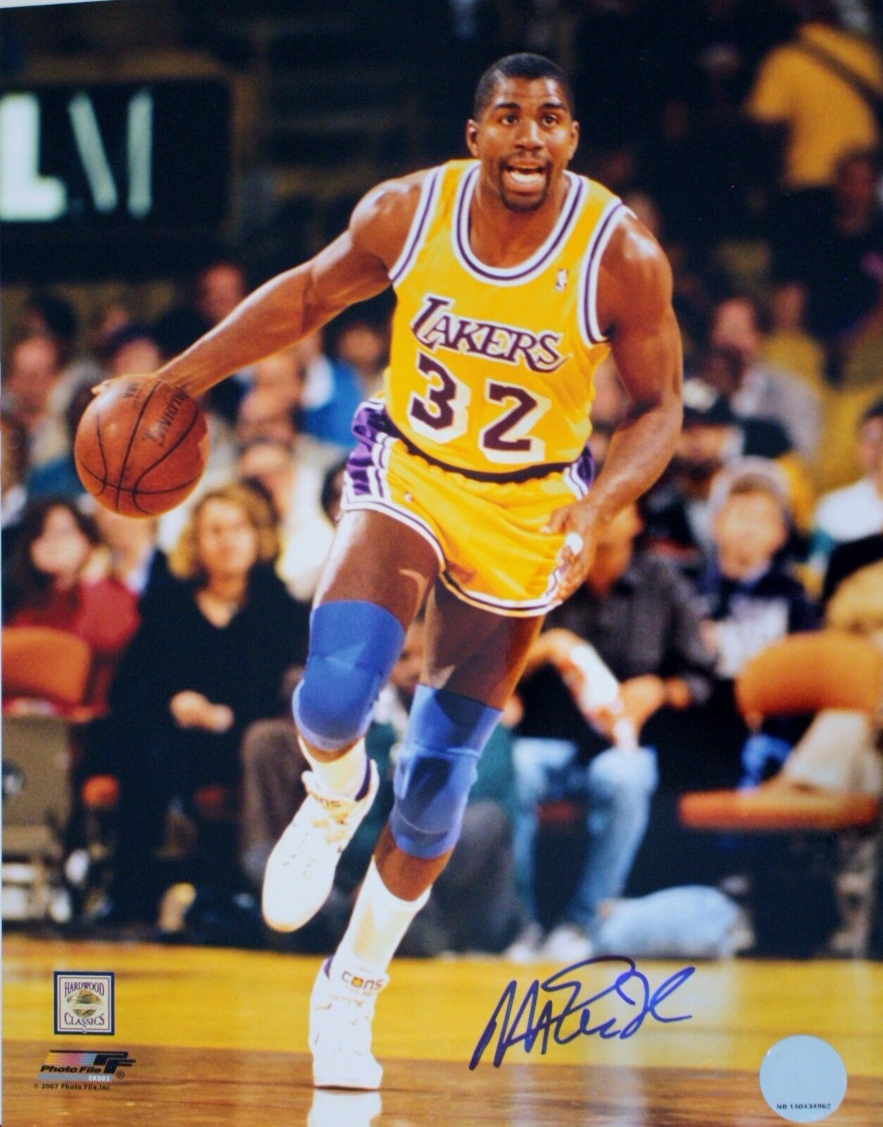 Autographed Magic Johnson 11x14 Los Angeles Lakers Photo Poster painting with COA