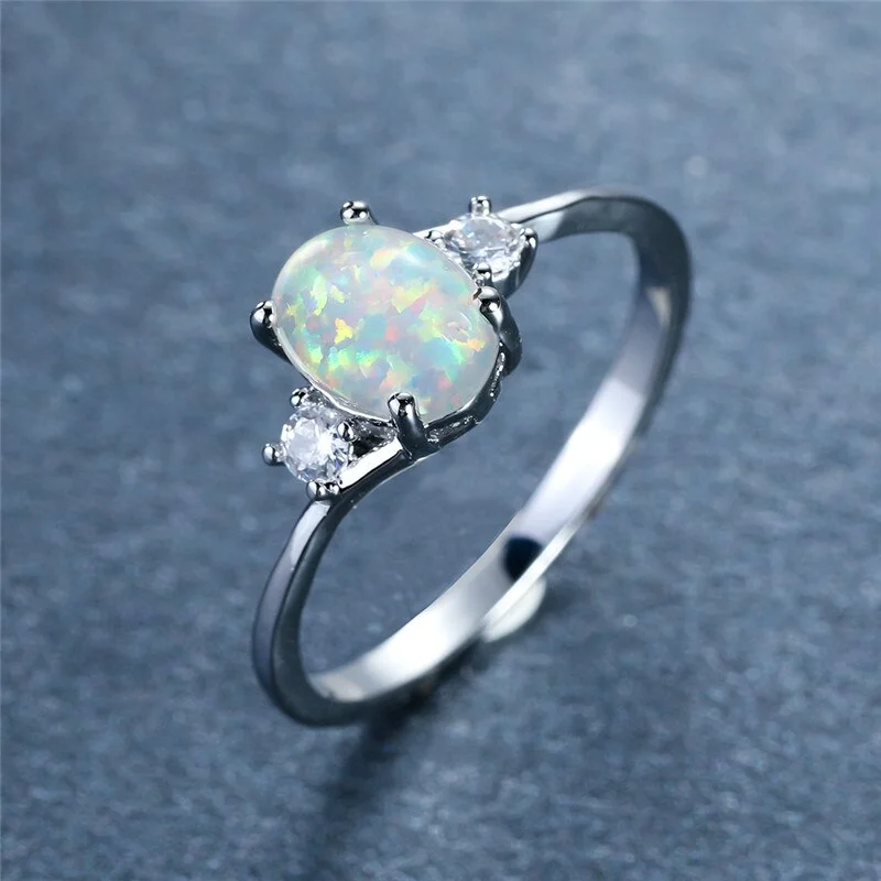 Simple Female White Opal Stone Ring Classic Silver Color Engagement Ring Luxury Crystal Oval Wedding Rings For Women