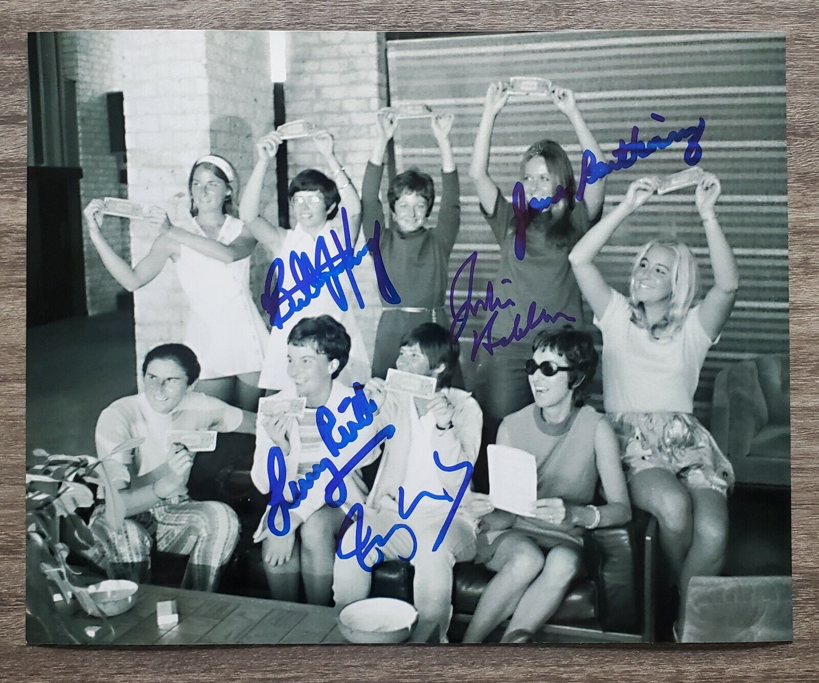 Billie Jean King +4 Signed Original 9