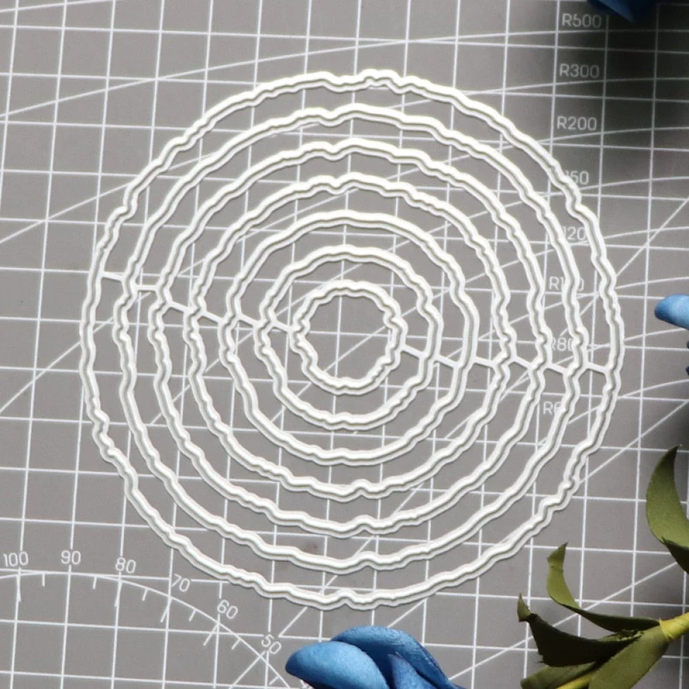 2021 NEW 7pcs Irregular Circle Set Metal Steel Embossing Cutting Dies Craft Scrapbooking DIY Card Making Photo Decor