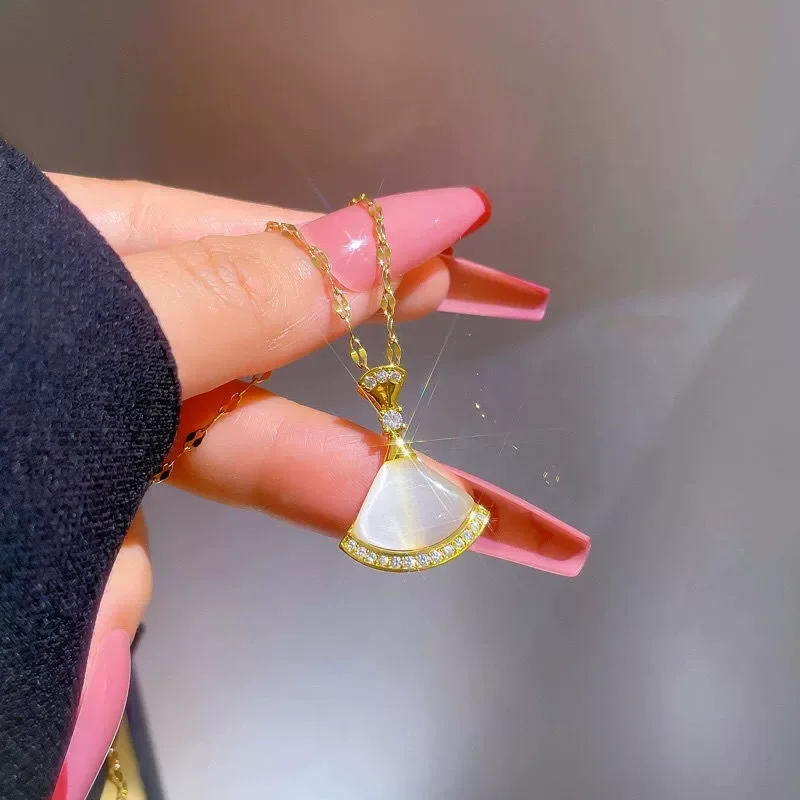 Cat's Eye Skirt Zirconia Gold-Plated Necklace