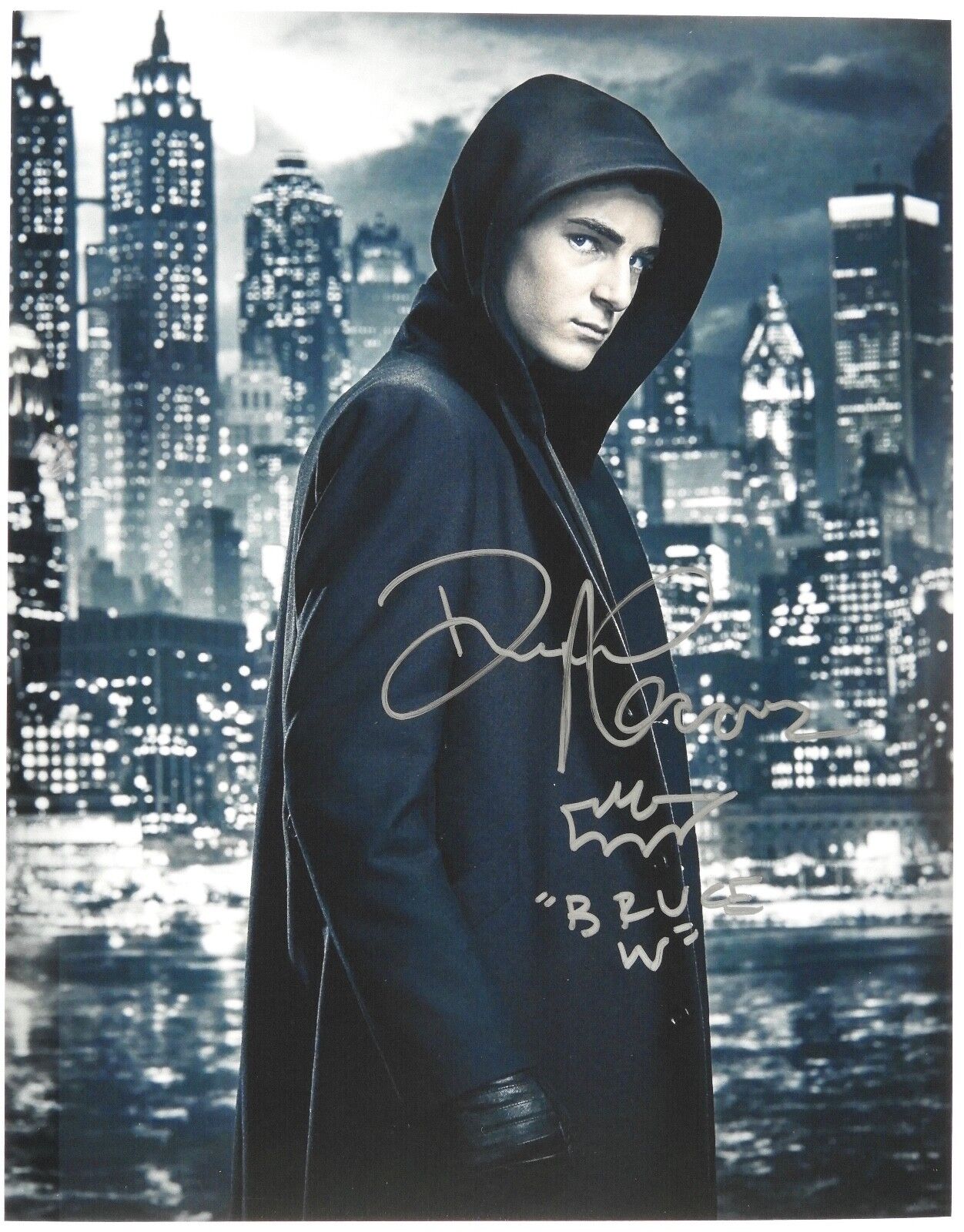 David Mazouz Bruce Wayne Batman Gotham JSA Autograph Signed Photo Poster painting 11 x 14