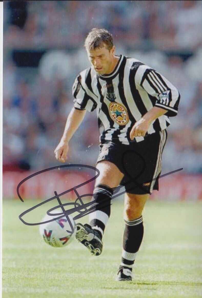 ROB LEE HAND SIGNED 6X4 Photo Poster painting NEWCASTLE UNITED FOOTBALL AUTOGRAPH 7