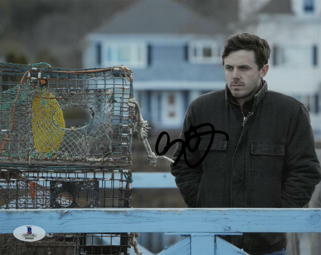 Casey Affleck Signed Manchester by the Sea Autographed 8x10 Photo Poster painting BECKETT#B10424