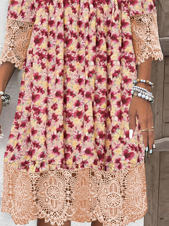 Women's 3/4 Sleeve V-neck Graphic Lace Midi Dress