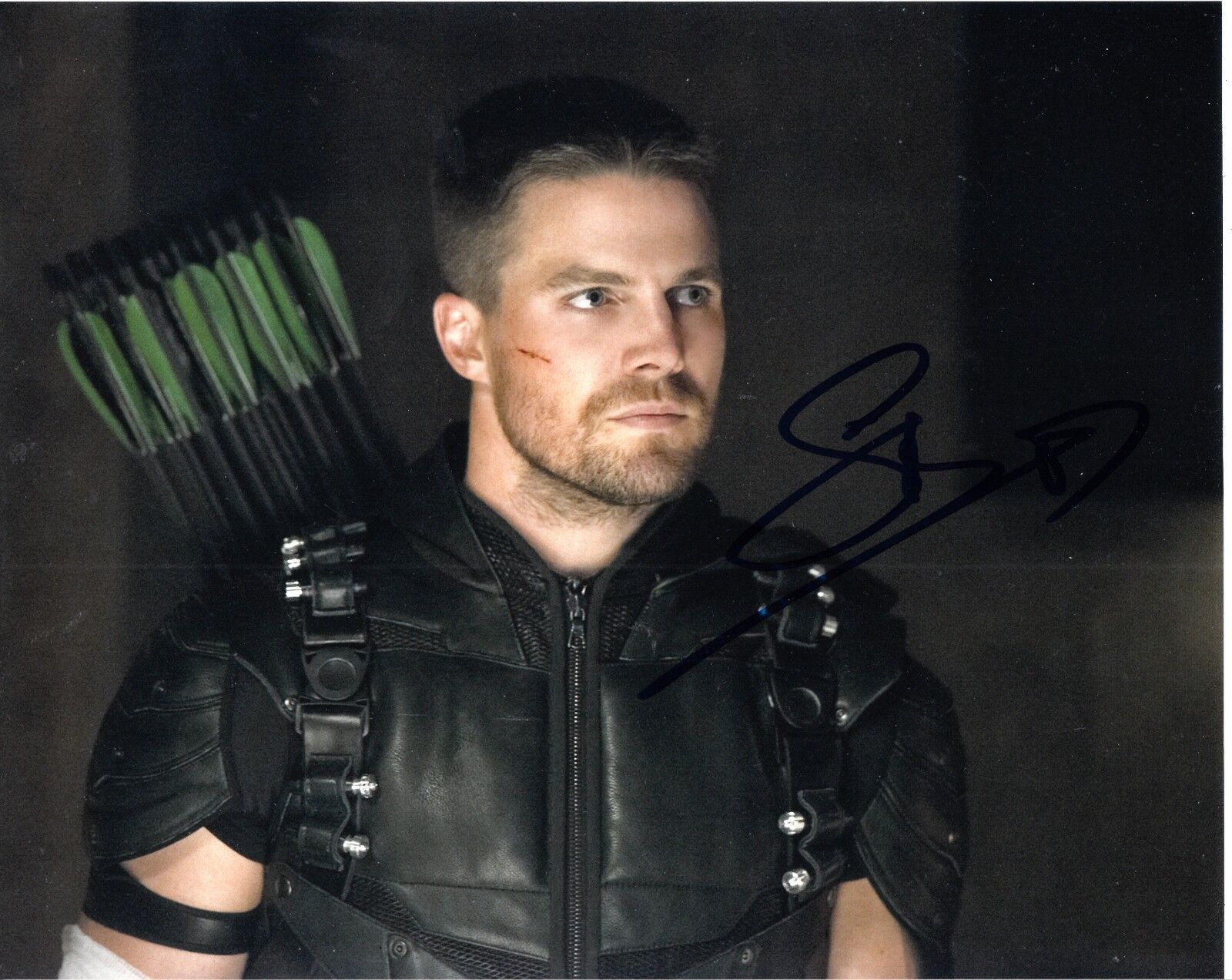 STEPHEN AMELL SIGNED ARROW Photo Poster painting UACC REG 242 (8)