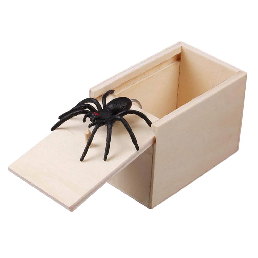 

Artificial Spider Prank Scare Box Toy Halloween Harmless Shocking Trick Toy, 501 Original