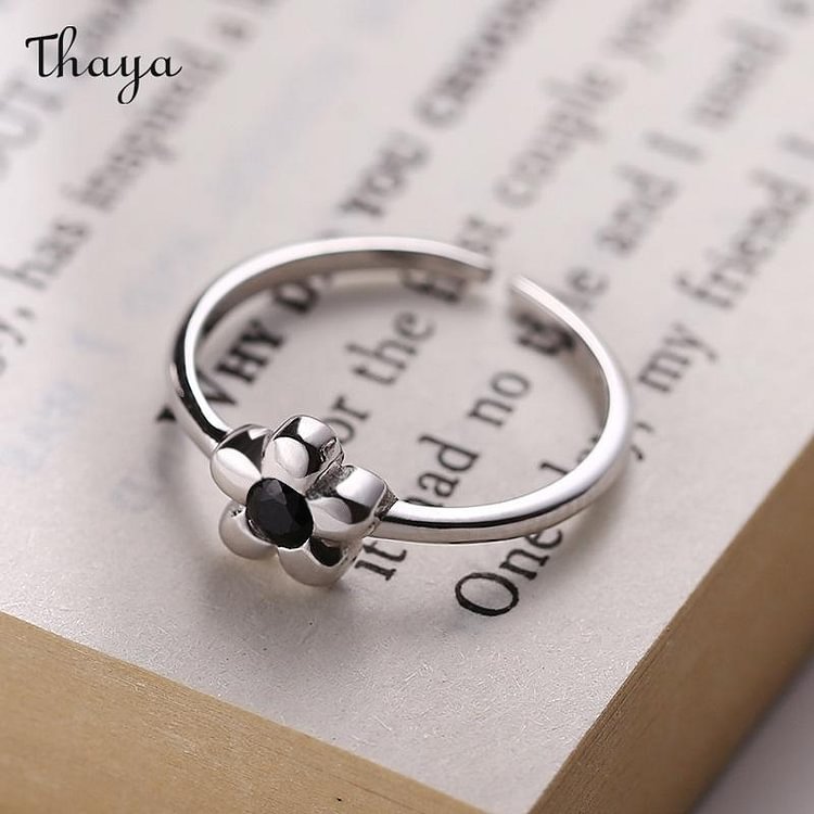 Thaya 925 Silver Diamond Flower Ring