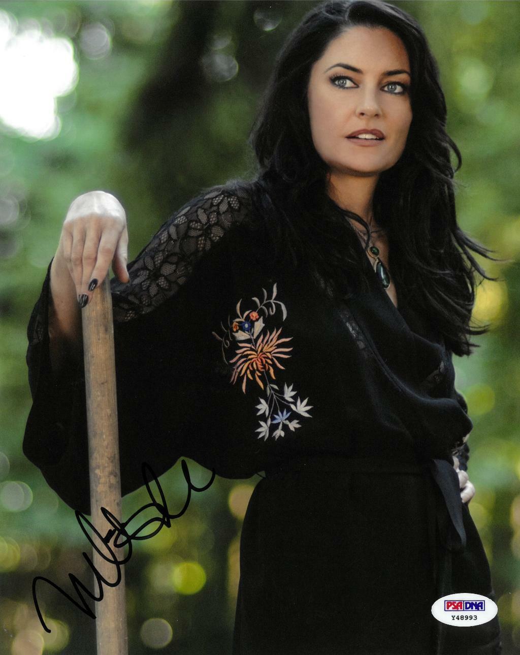 Madchen Amick Signed Witches of East End Autographed 8x10 Photo Poster painting PSA/DNA #Y48993