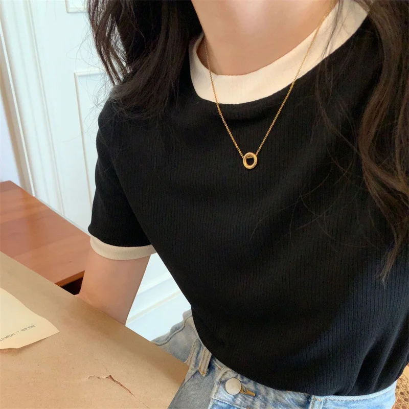 Uveng Uveng Bottom Shirt Female Slim Short-Sleeved T Shirt Female 2024 Summer New Korean Version Students Round Collar Women's Fashion