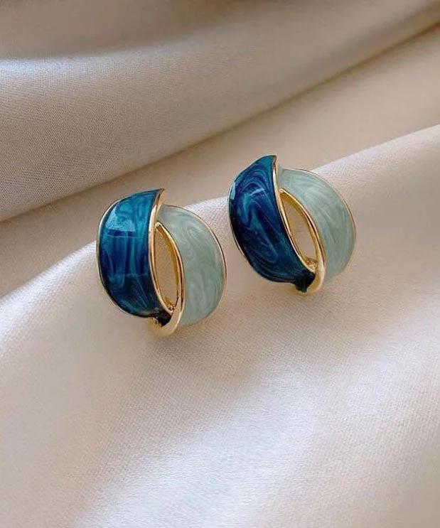 Elegant Blue Sterling Silver Asymmetrical Design Stud Earrings