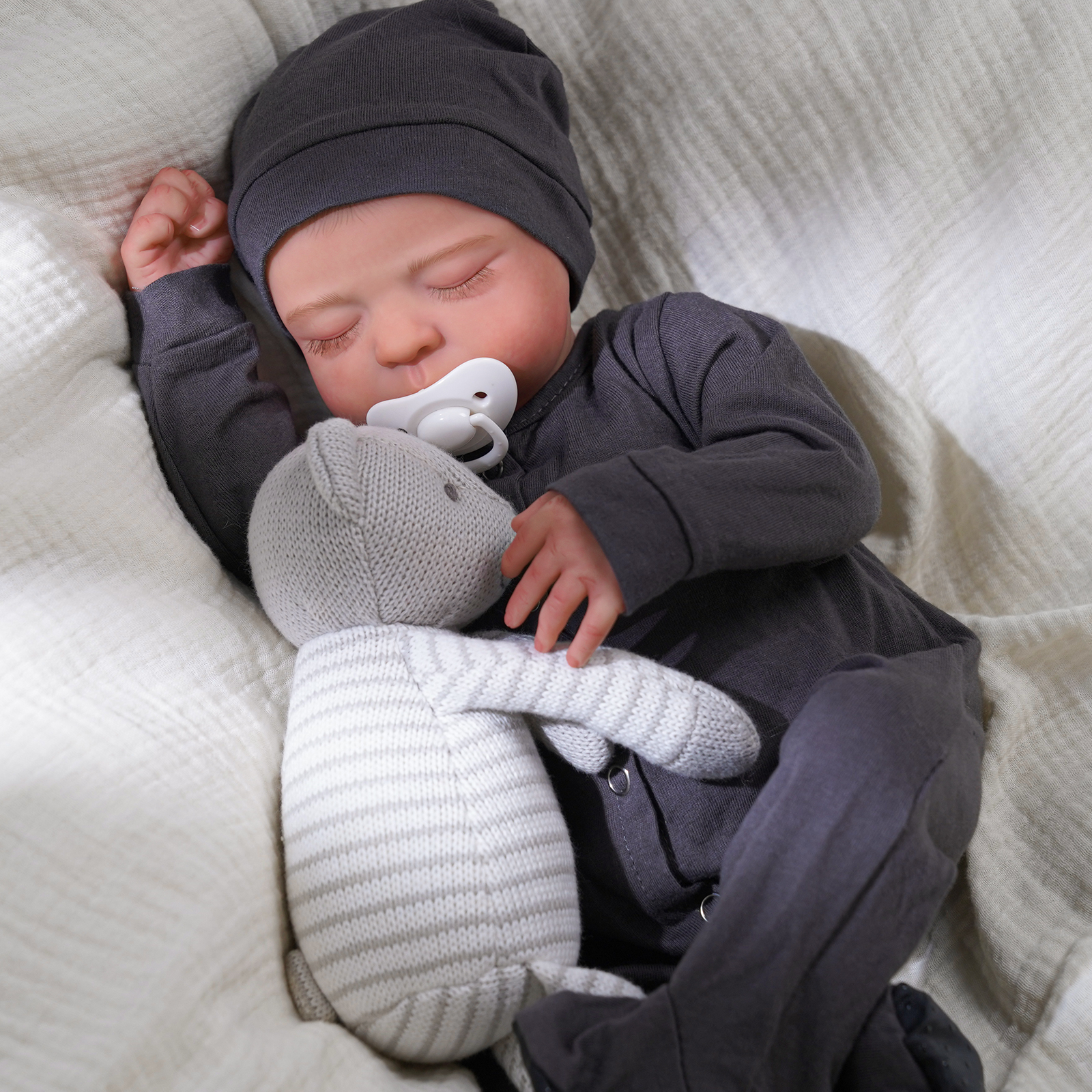 Babeside Sleeping Reborn Baby Noah 20'' Little Infant Boy Best Gift for Kids Cloth Body