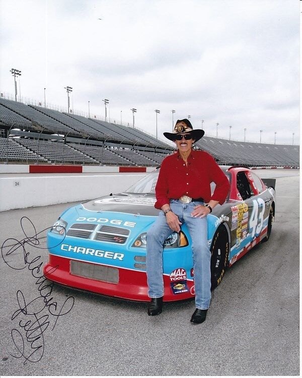 RICHARD PETTY Signed Autographed NASCAR Photo Poster painting