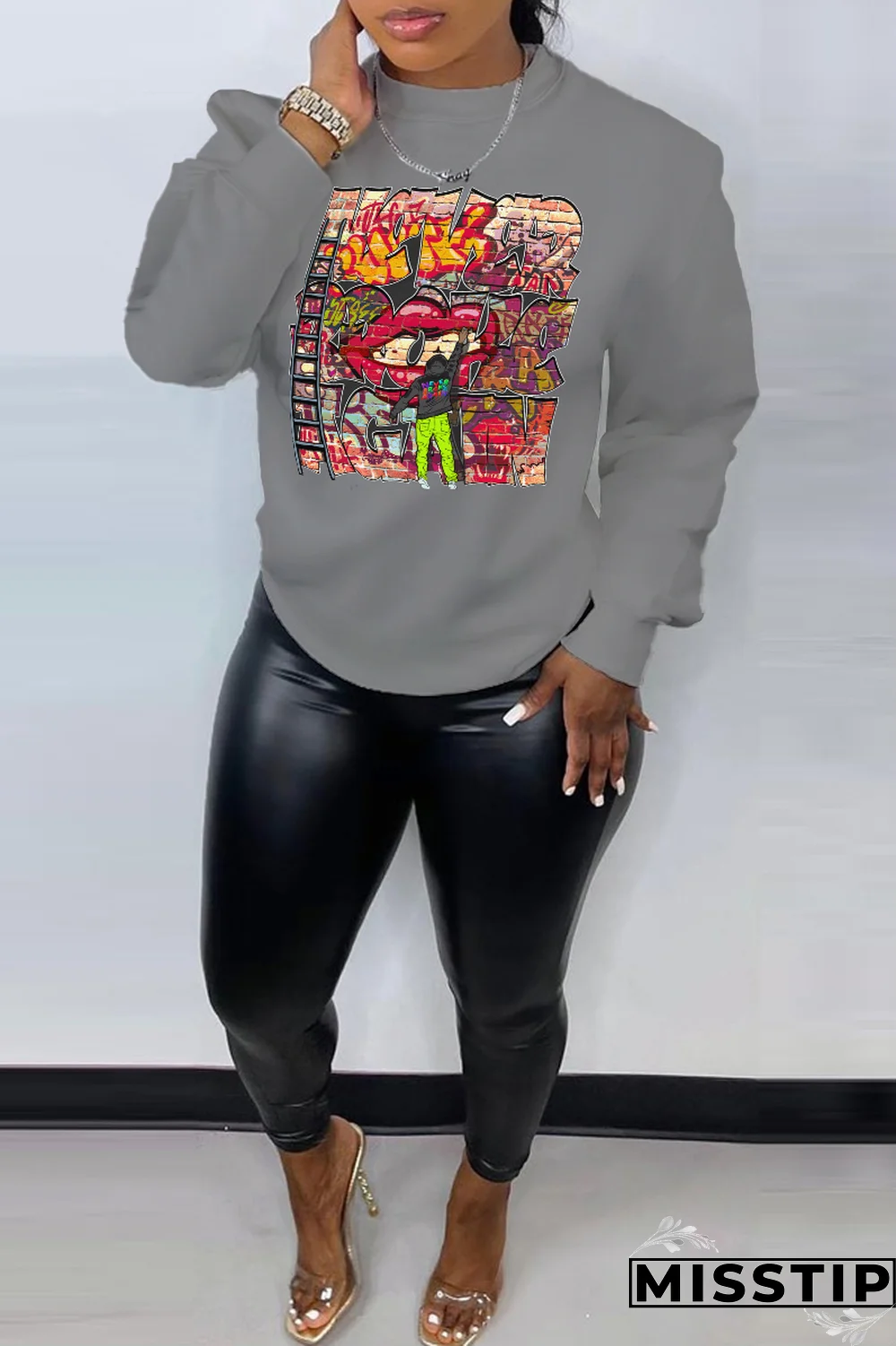 Blue Street Vintage Print Patchwork Letter O Neck Tops