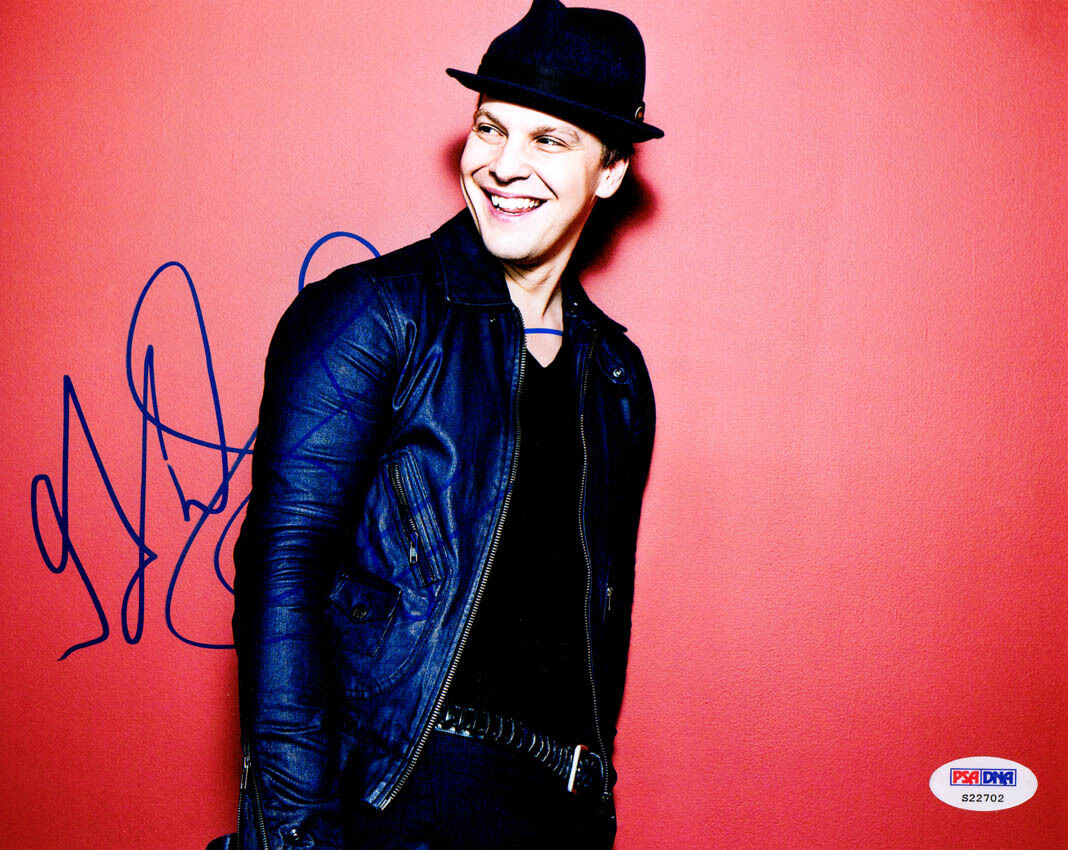 Gavin DeGraw SIGNED 8x10 Photo Poster painting  Not Over You PSA/DNA AUTOGRAPHED