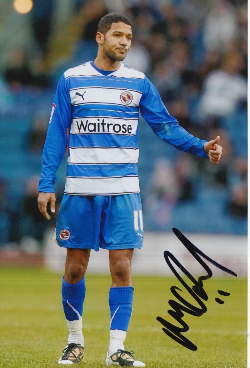 READING HAND SIGNED JOBI MCANUFF 6X4 Photo Poster painting.