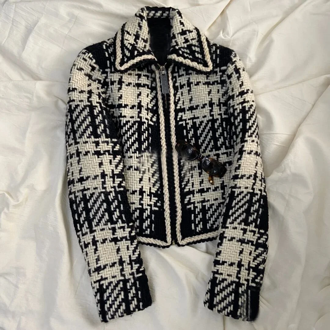 Autumn new celebrity xiaoxiangfeng medieval Lapel waist zipper black and white plaid woven tweed coat