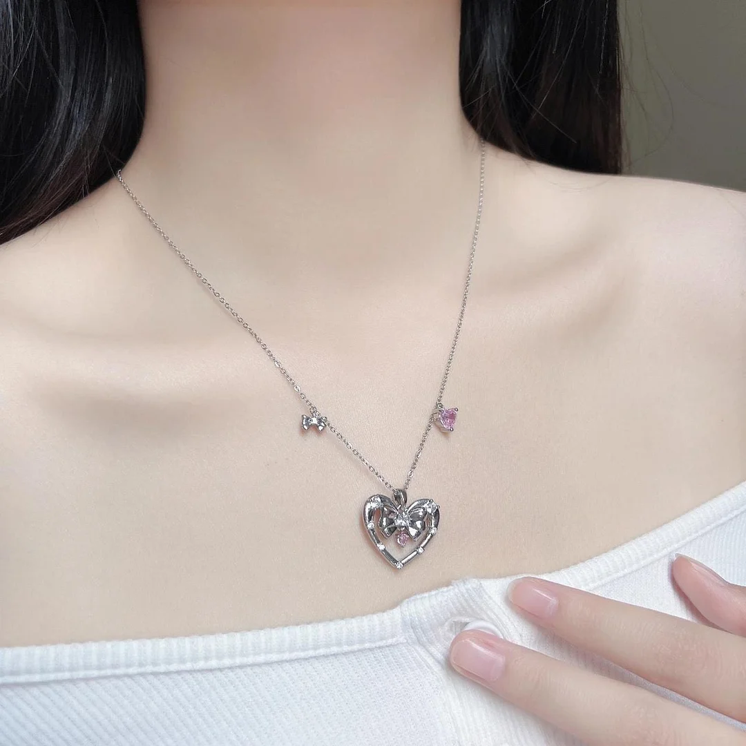 Trendy Bowknot Heart Pendant Necklace