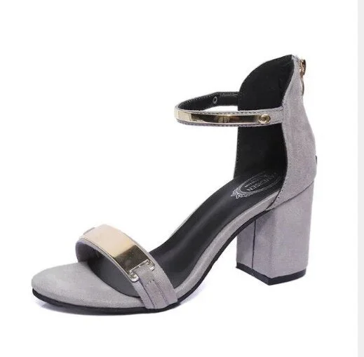 2022 Sandals Women Summer Square Chunky Heels Red Black Buckle Ankle Strap High Block Heel Open Toe Party Sandals Woman Pump