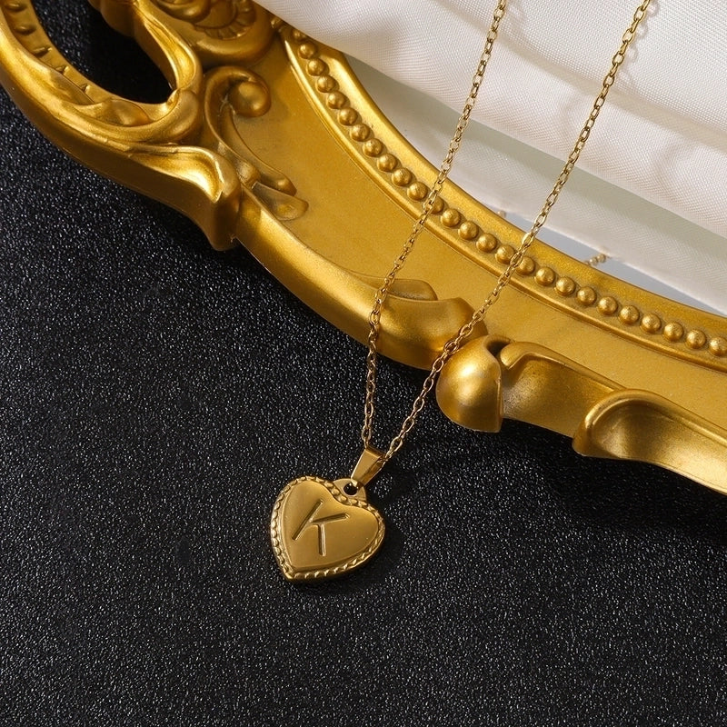 Vintage Style Minimalist Heart Shape Stainless Steel 18K Gold Plated Pendant Necklace