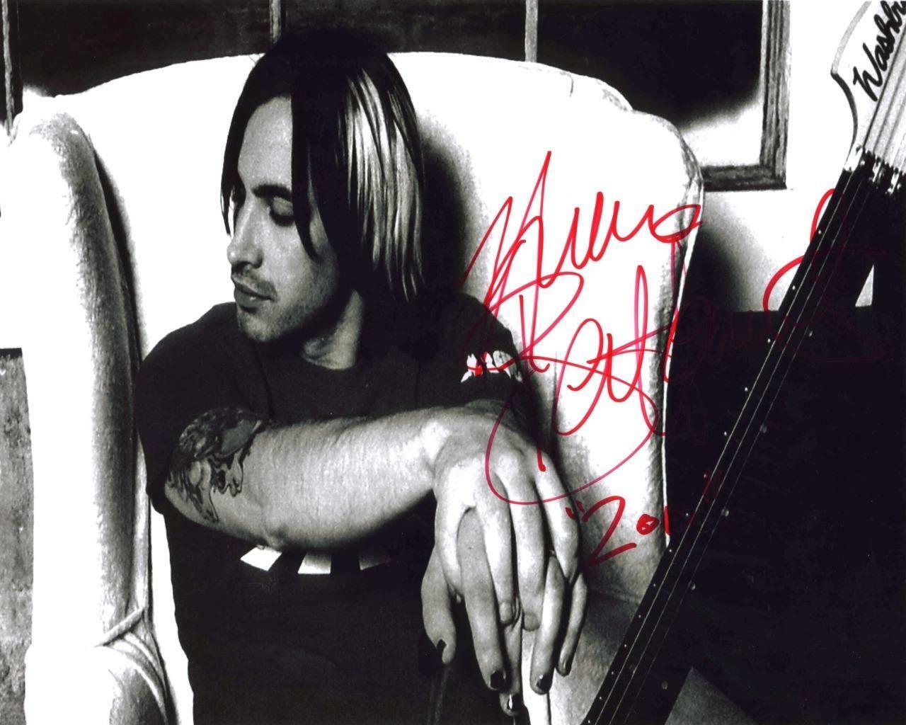 Nuno Bettencourt SIGNED AUTOGRAPHED 10 X 8