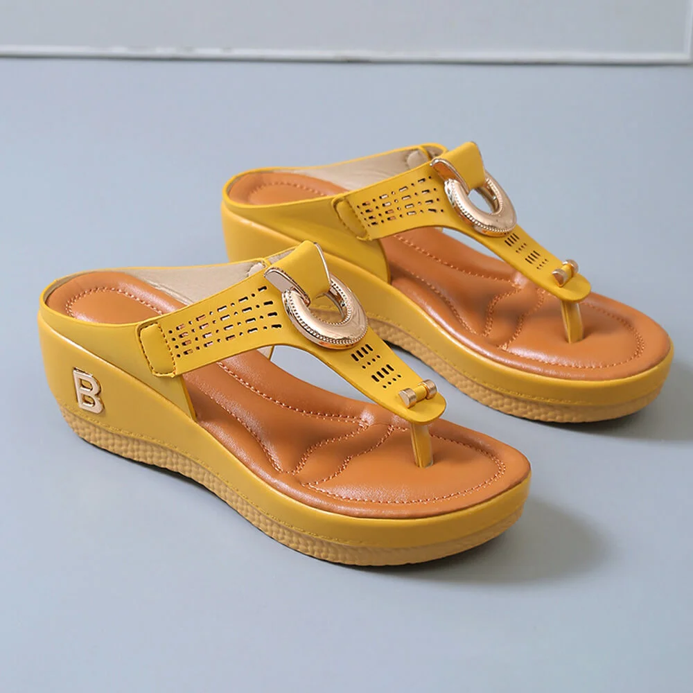 Meladen™ 2022 Neue Sommer-Damen-Strand-Leder-Sandalen mit Keilabsatz