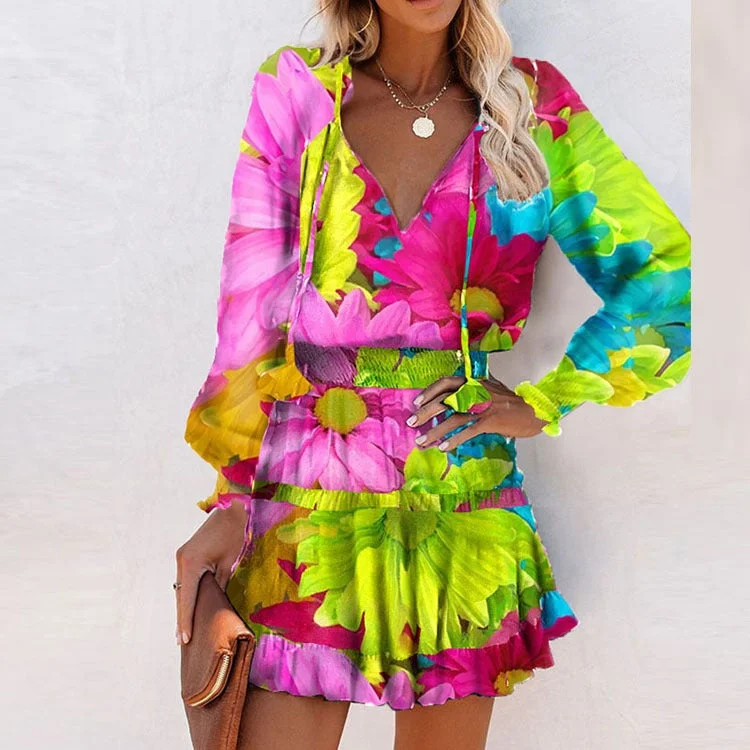 Color Printed Street Fashion V-neck Dress | EGEMISS