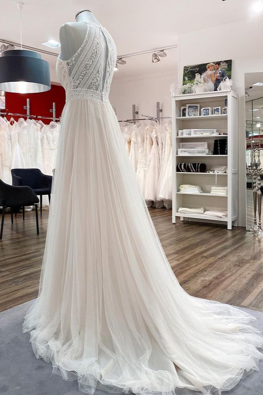 Miabel Vintage Long Halter Backless A-line Wedding Dresses With Tulle Lace