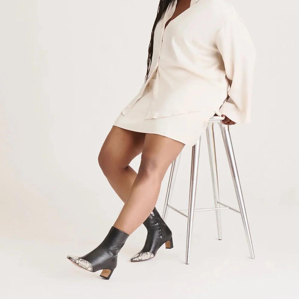 Black Snakeskin Pattern Closed Toe Chunky Heel Ankle Boots with Zipper