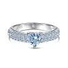 Bague taille coeur en zircon &eacute;tincelant