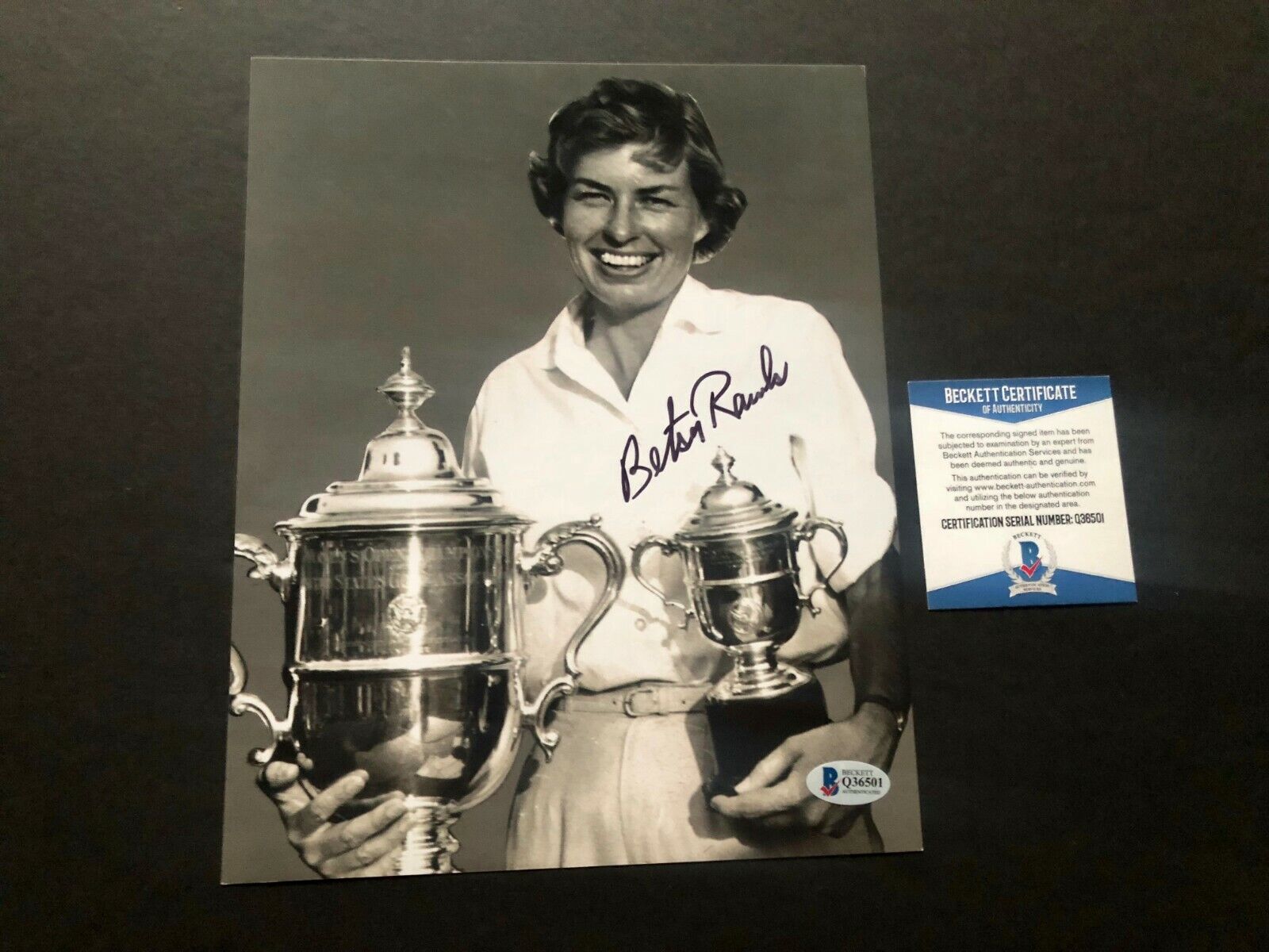 Betsy Rawls Hot! signed autographed classic LPGA golf 8x10 Photo Poster painting Beckett BAS coa