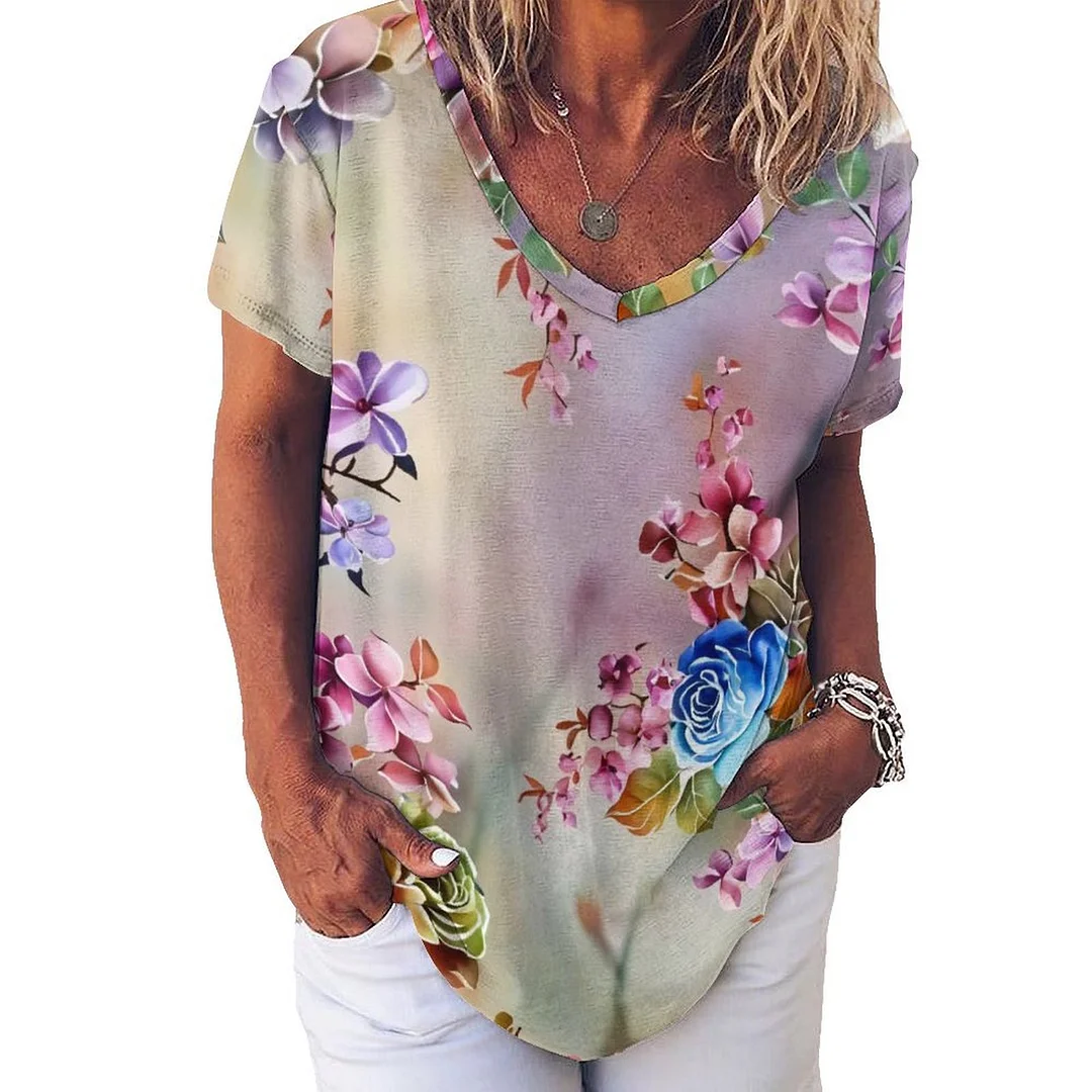 V-neck Short Sleeve Casual T-shirt for  Women Printed with Pattern Floral, Colorful, Red, Blue