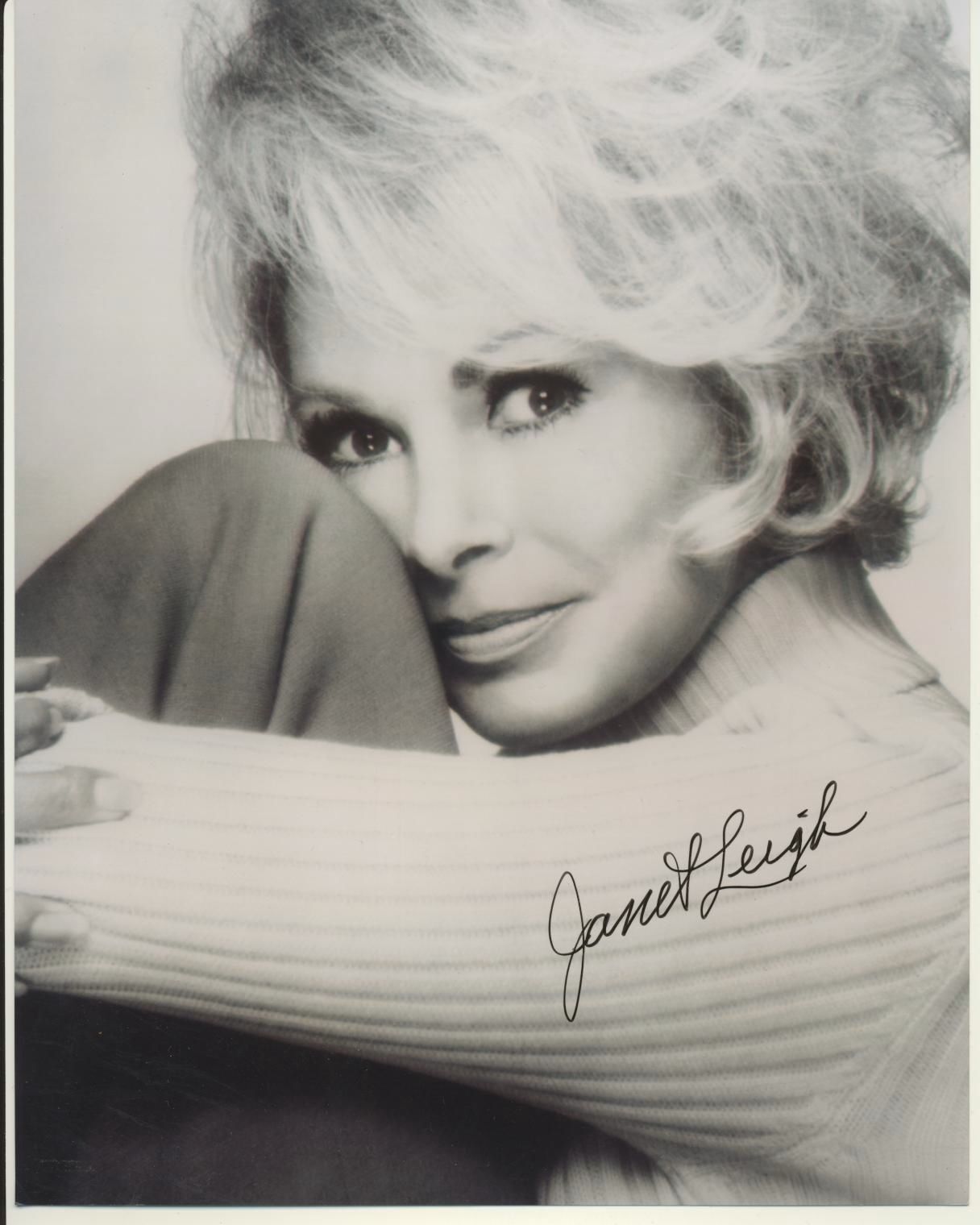 Janet Leigh Autograph Signed 10x8 Photo Poster painting AFTAL [3507]