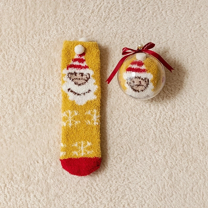 Women’s Minimalist Christmas Tree Santa Claus Snowman Cotton Jacquard Crew Socks