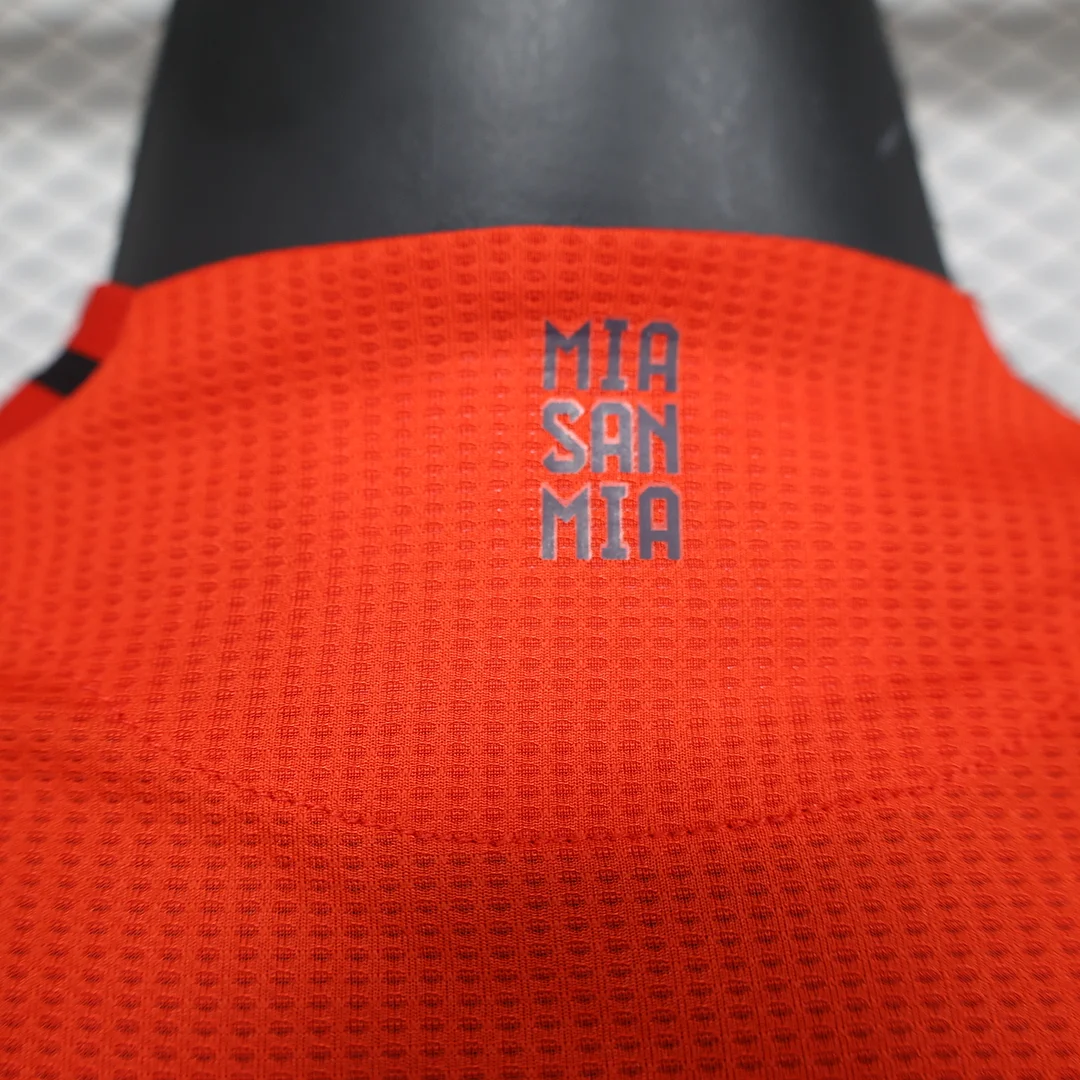 24/25 Bayern Munich Home Player Version Men Football T-Shirt Thai Quality