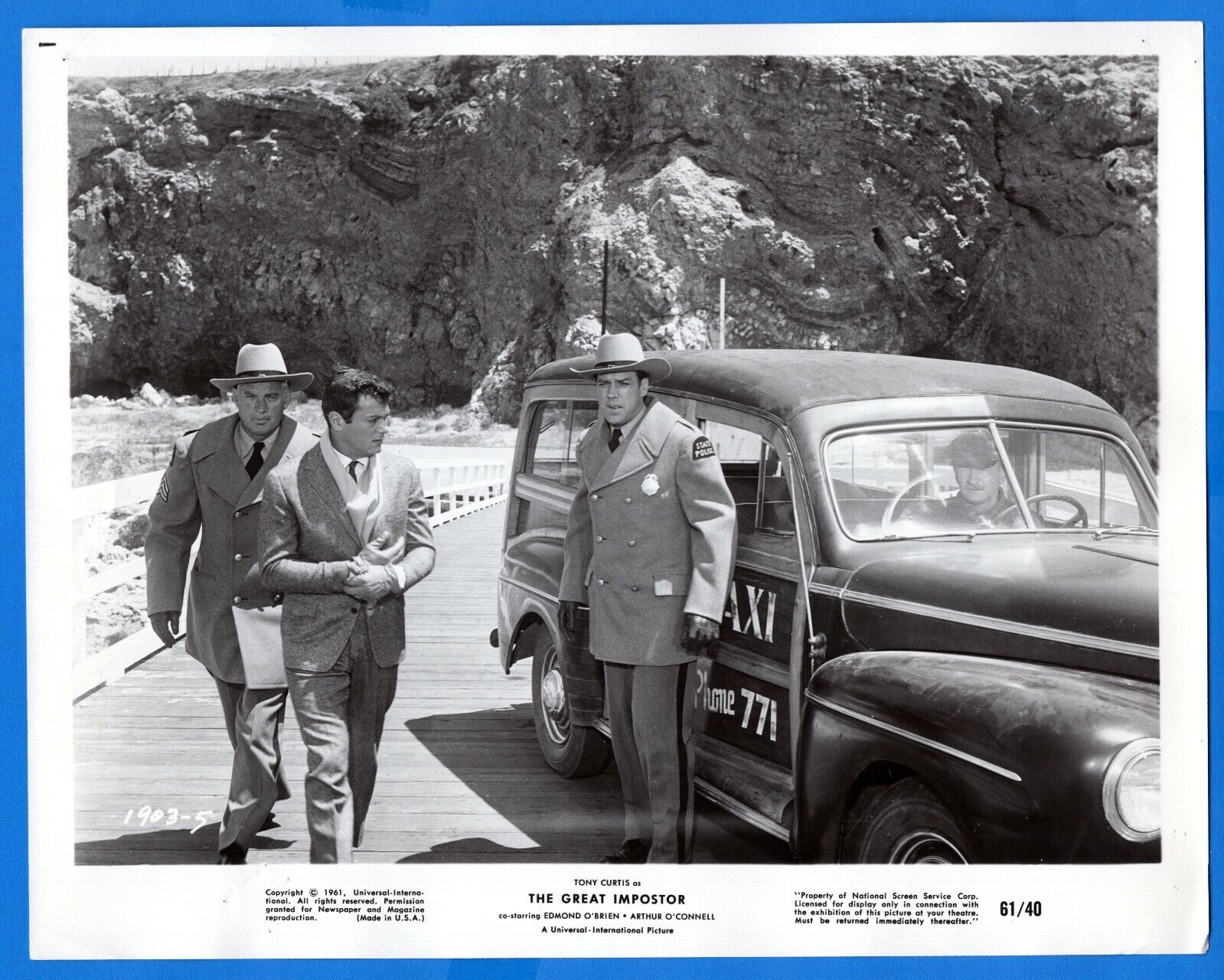 TONY CURTIS Actor Vintage 8x10 Promo Press News Photo Poster painting 1961 THE GREAT IMPOSTOR