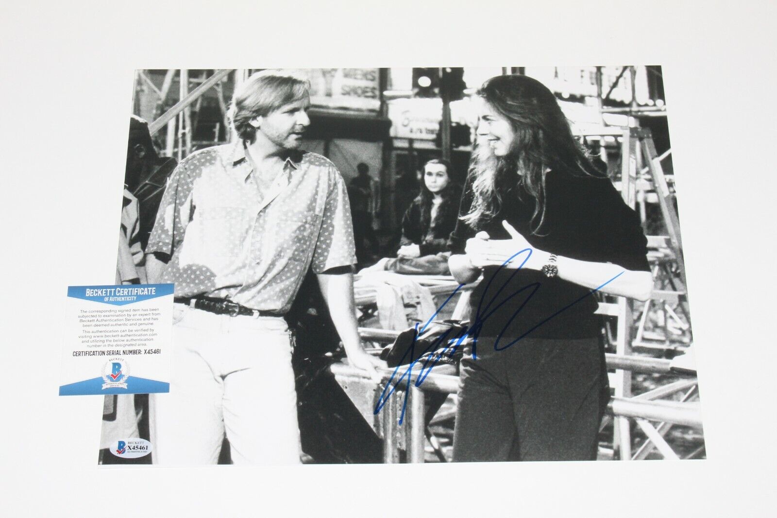 DIRECTOR KATHRYN BIGELOW SIGNED 11x14 Photo Poster painting BECKETT COA JAMES CAMERON