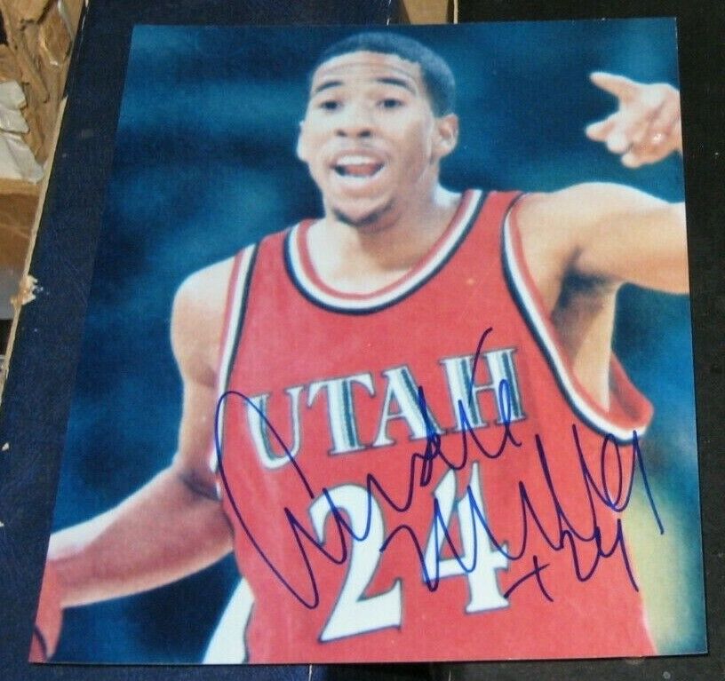 Andre Miller Utah Utes SIGNED AUTOGRAPHED 8x10 Photo Poster painting COA Basketball ROOKIE SIG