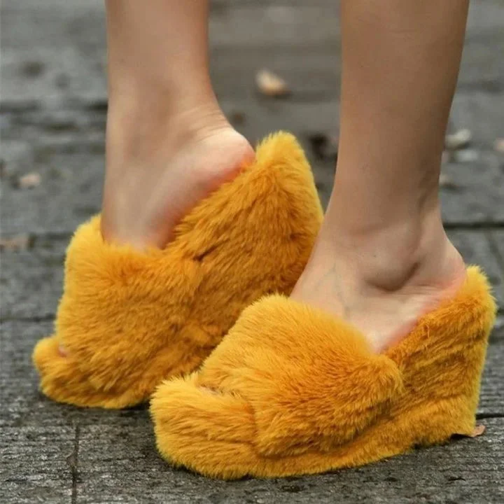 Women's Peep Toe Plush Platform Wedge Slippers Winter Fashion Indoor Shoes