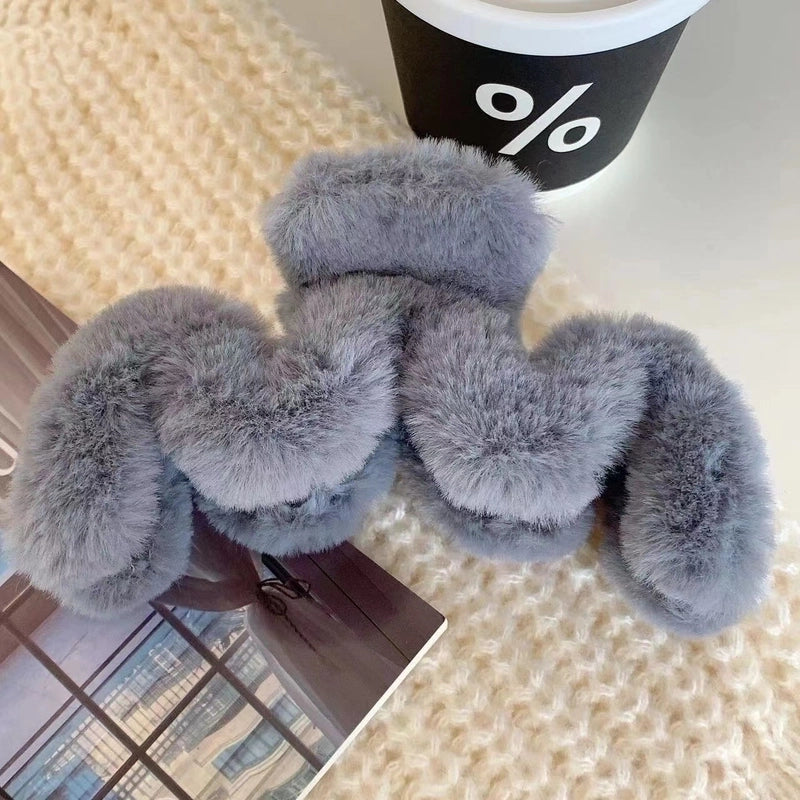 Women’s Minimalist Solid Color Plush Hair Claws