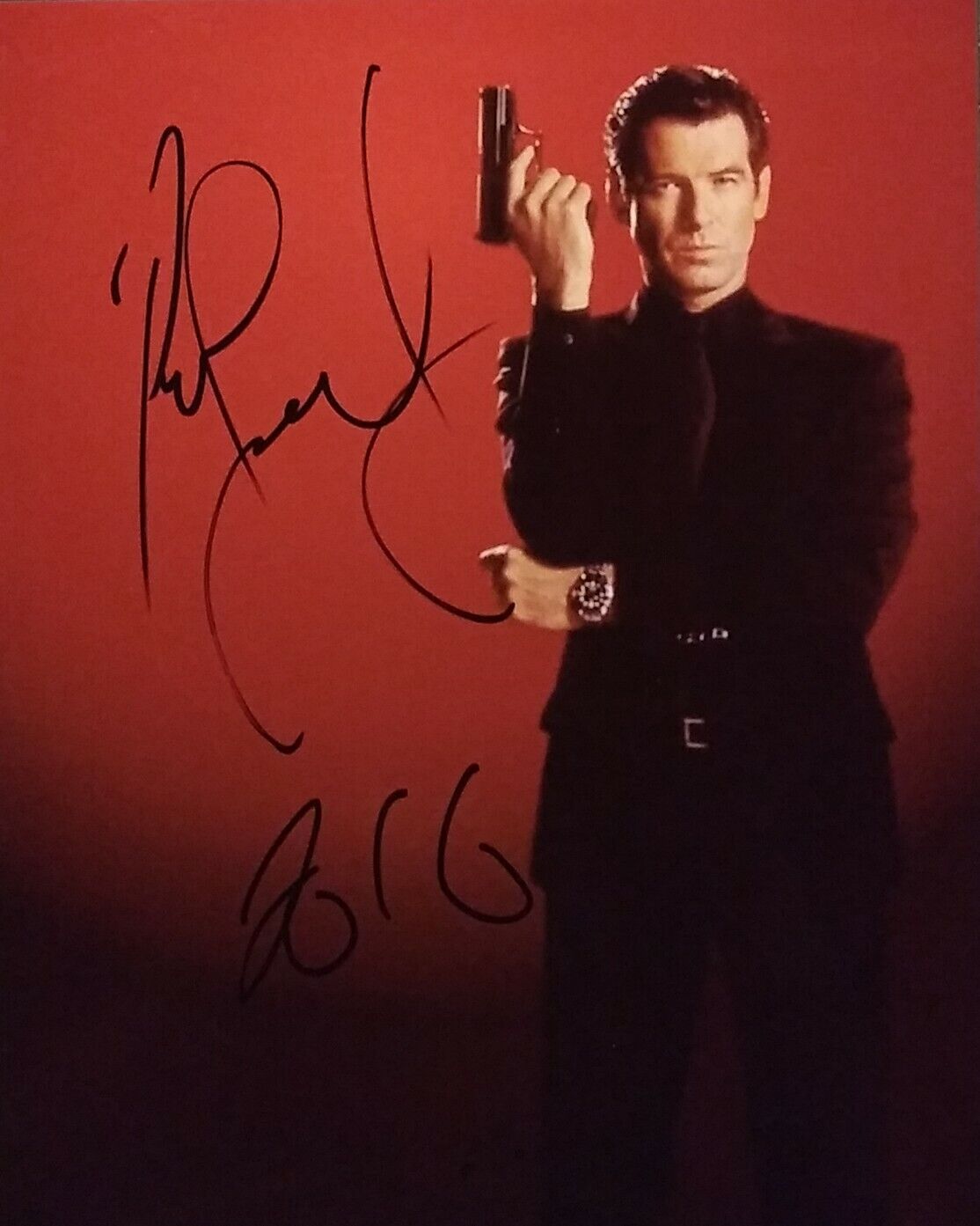 Pierce Brosnan signed 8 x 10