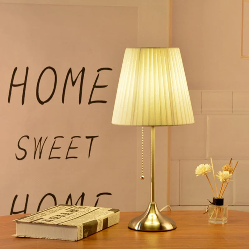 Nordic Design White Pleated Table Lamp For Bedroom