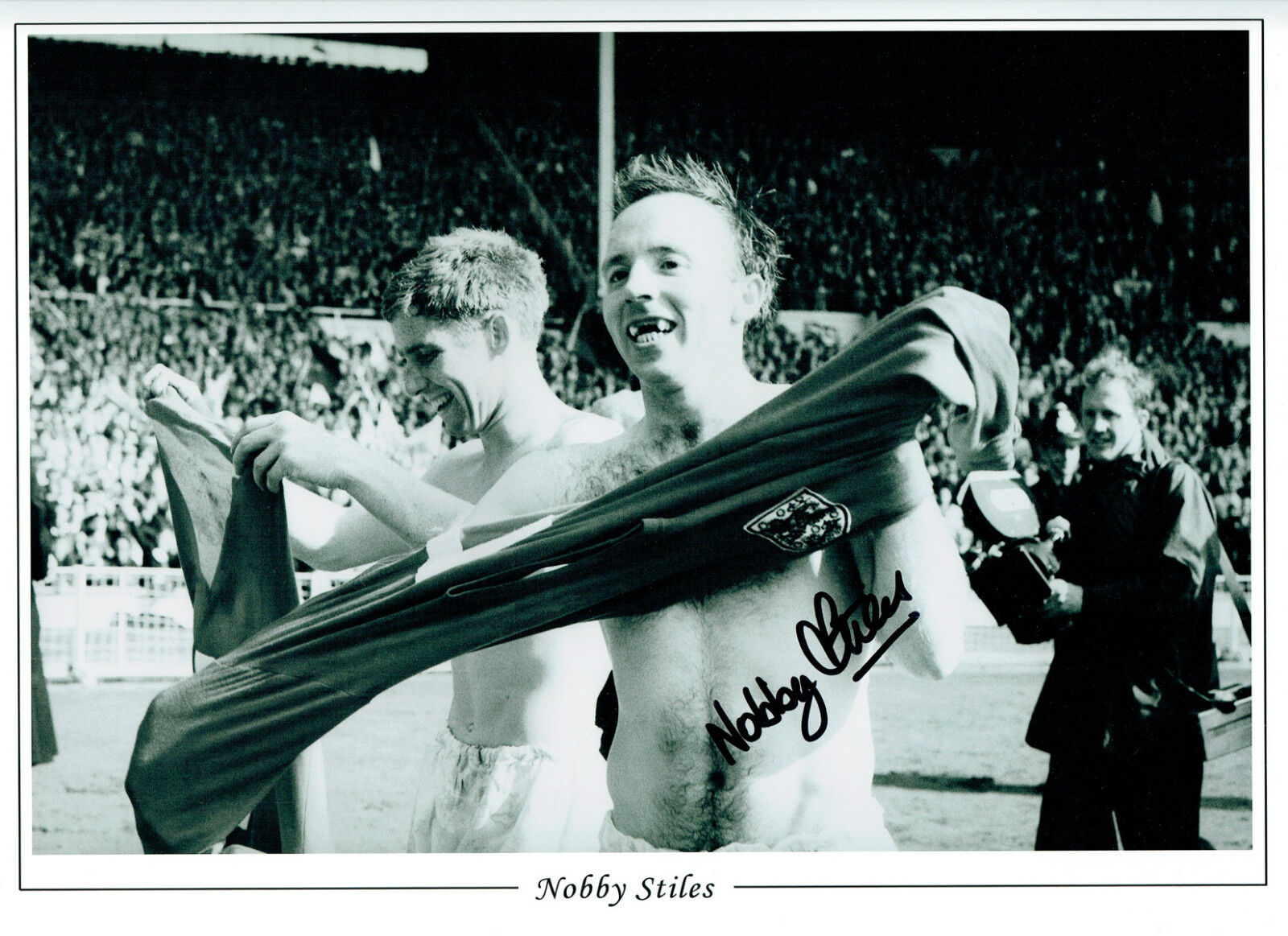 Nobby STILES Manchester Utd Signed Autograph 16x12 England 1966 Photo Poster painting AFTAL COA