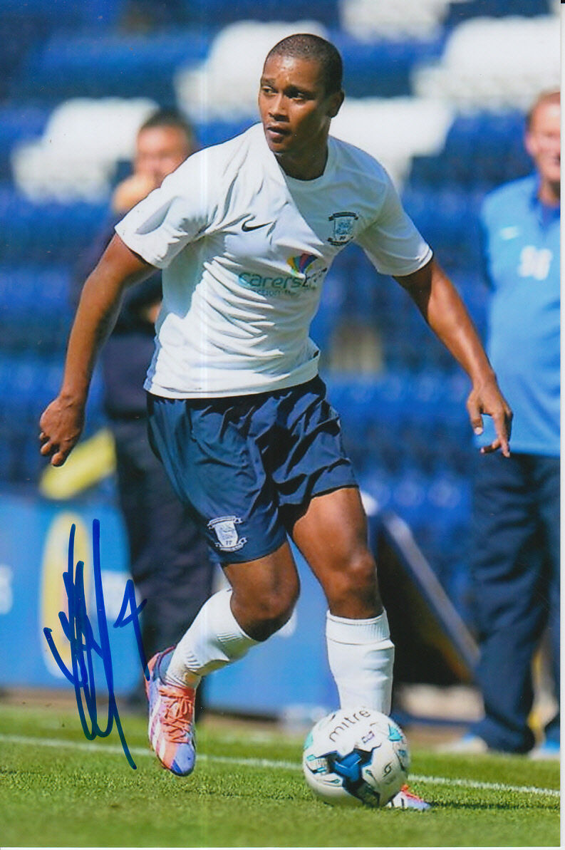 PRESTON NORTH END HAND SIGNED CHRIS HUMPHREY 6X4 Photo Poster painting 1.