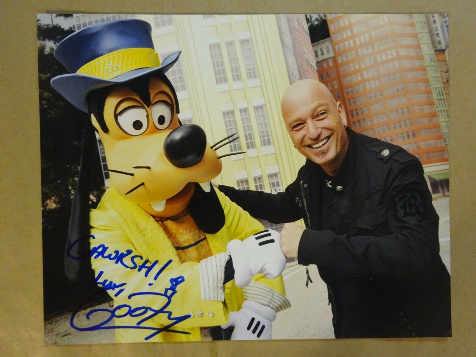 Autographed GOOFY Signed 8x10 Photo Poster paintinggraph Disney World Character