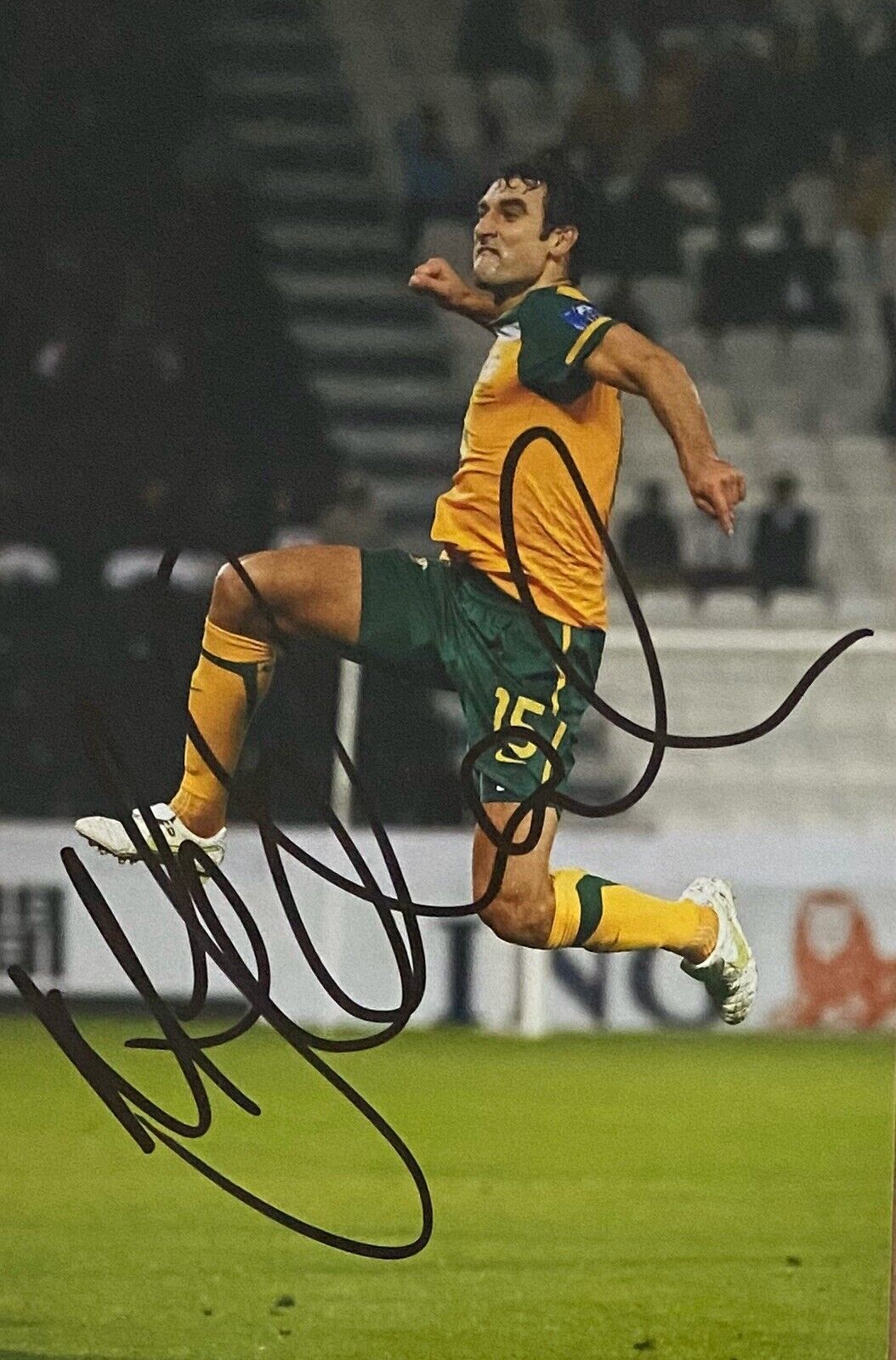 Mile Jedinak Genuine Hand Signed 6X4 Photo Poster painting - Australia 2