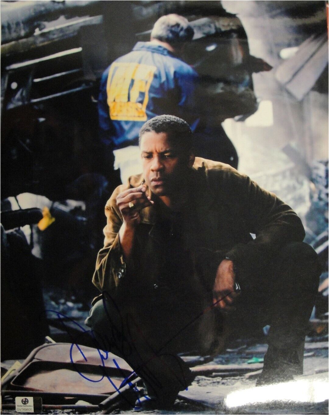 Denzel Washington Signed 11x14 Photo Poster painting Training Day/American Gangster GA 769605