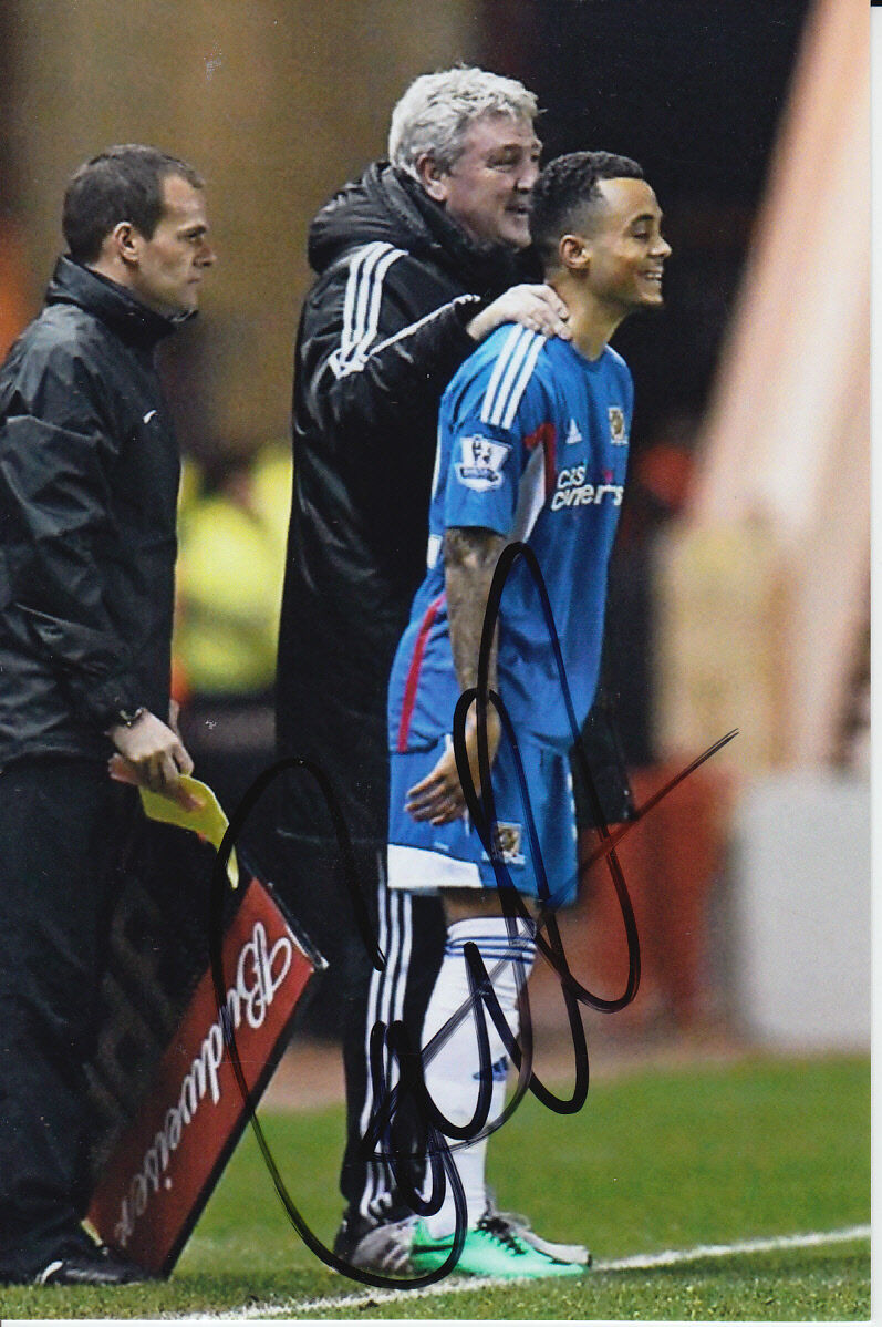 HULL CITY HAND SIGNED CALAUM JAHRALDO-MARTIN 6X4 Photo Poster painting 2.