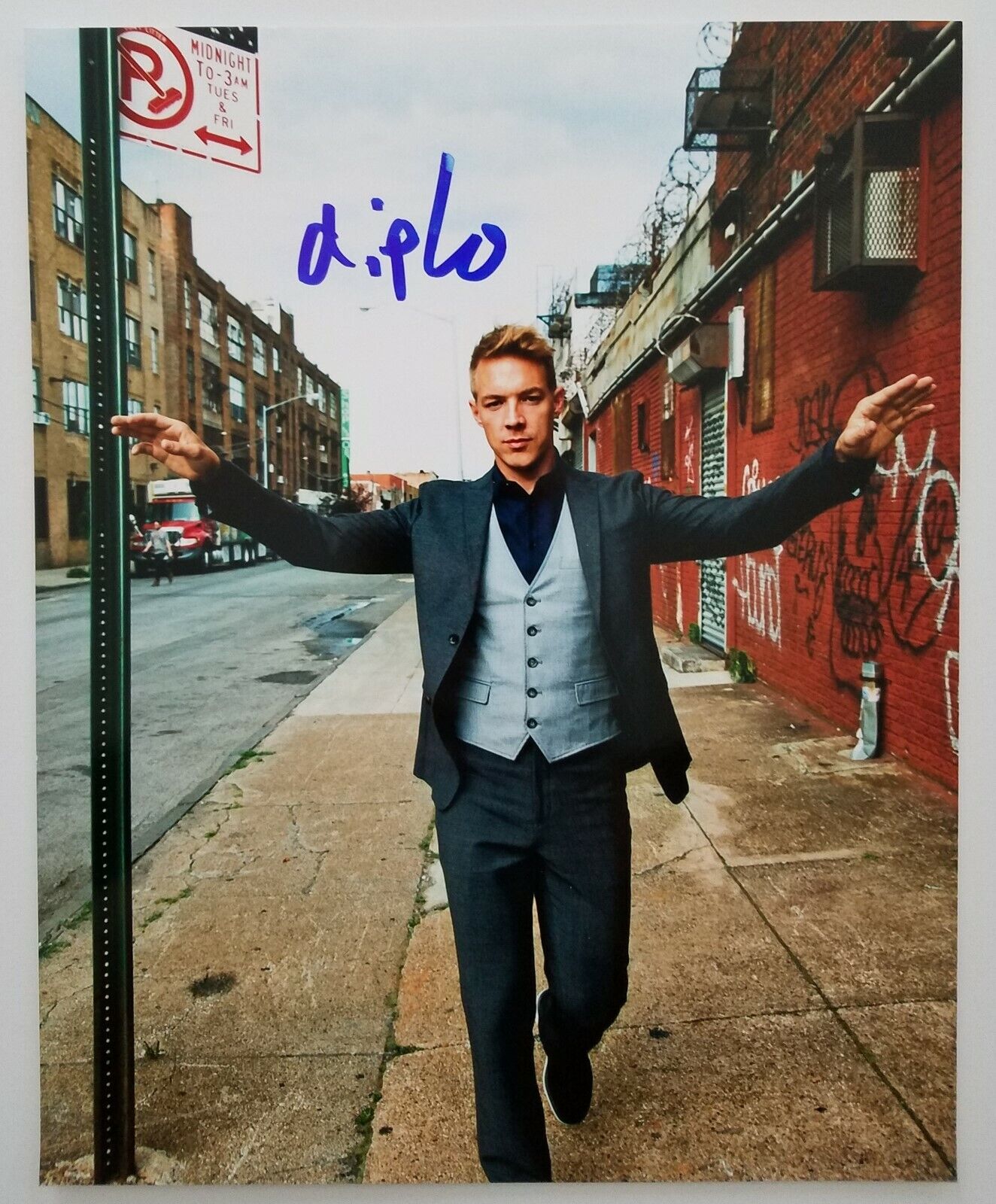 Diplo Signed 8x10 Photo Poster painting DJ EDM Producer Music Major Lazer LEGEND RAD